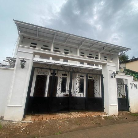 Express O 92147 Nia Residence Depok Eksteriør bilde