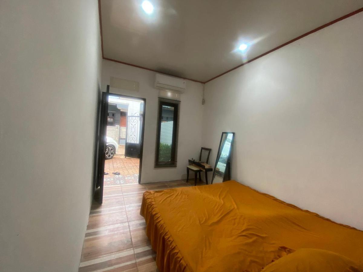 Express O 92147 Nia Residence Depok Eksteriør bilde