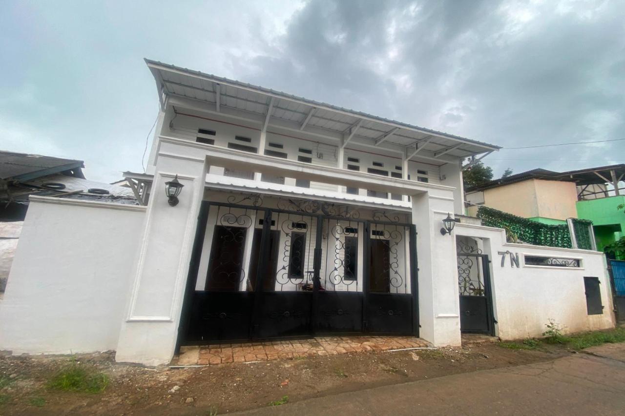 Express O 92147 Nia Residence Depok Eksteriør bilde
